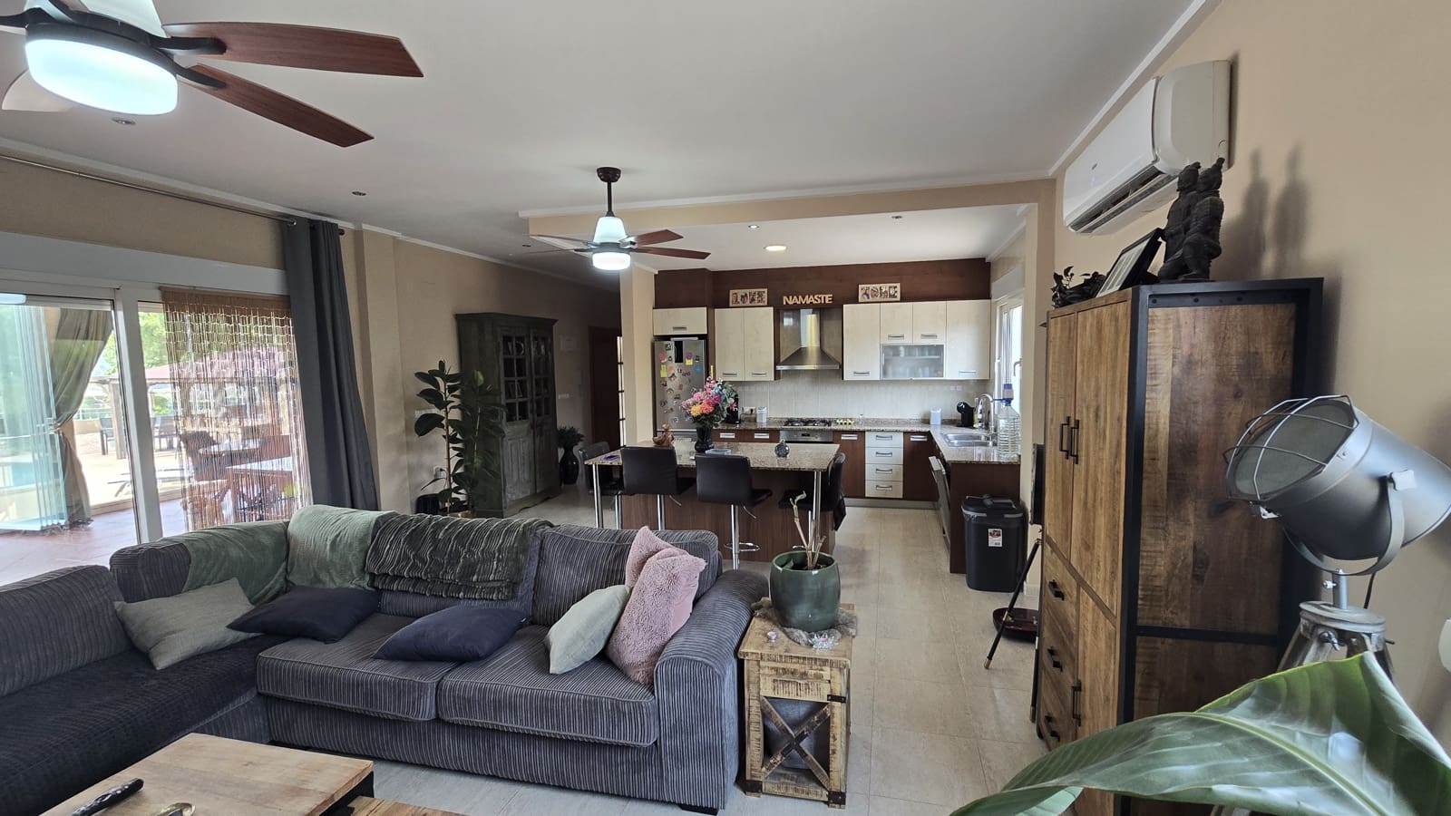 3 soveværelse Villa til salg i Sax med swimmingpool garage - € 399.999 (Ref: 9192992)