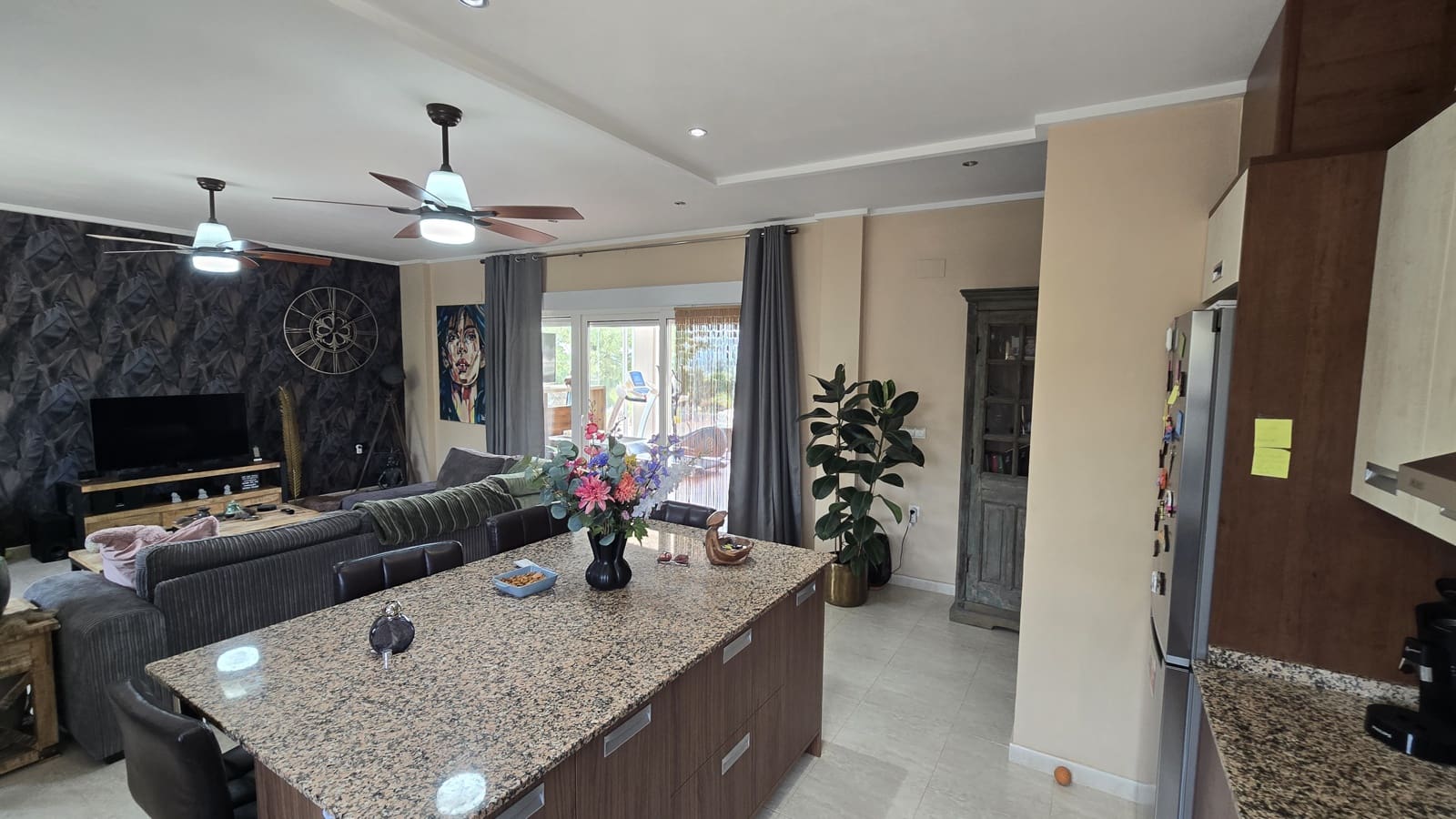 3 soveværelse Villa til salg i Sax med swimmingpool garage - € 399.999 (Ref: 9192992)