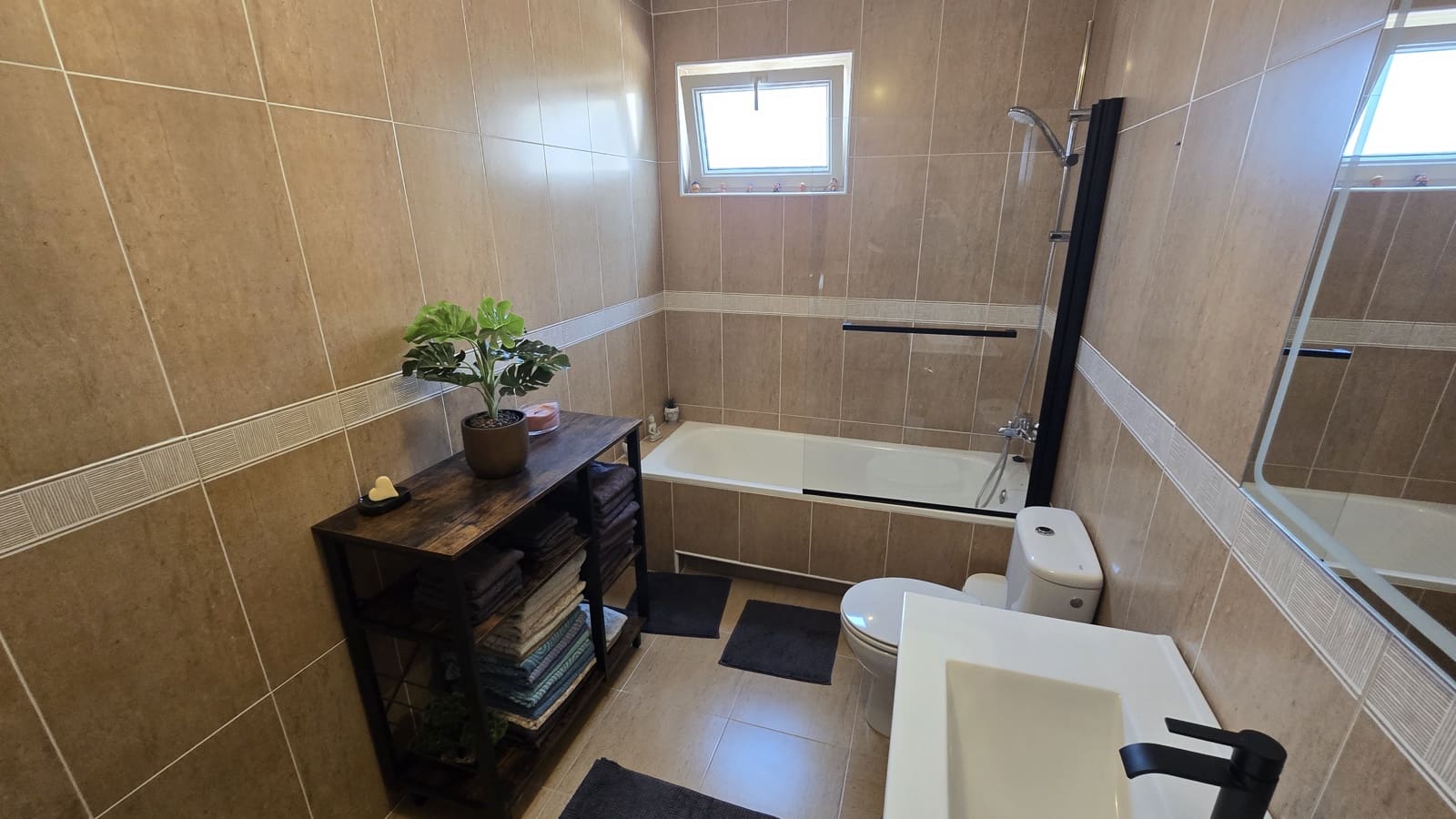 3 soveværelse Villa til salg i Sax med swimmingpool garage - € 399.999 (Ref: 9192992)