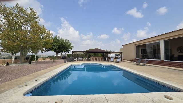 Chalet de 3 habitaciones en Sax en venta con piscina garaje - 399.999 € (Ref: 9192992)