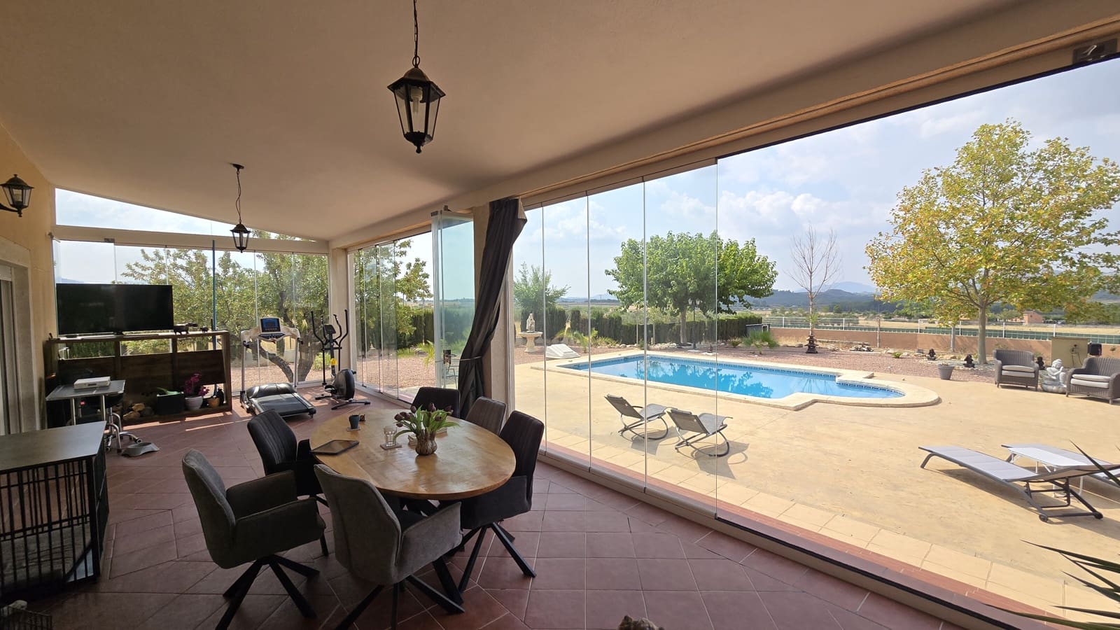 3 soveværelse Villa til salg i Sax med swimmingpool garage - € 399.999 (Ref: 9192992)