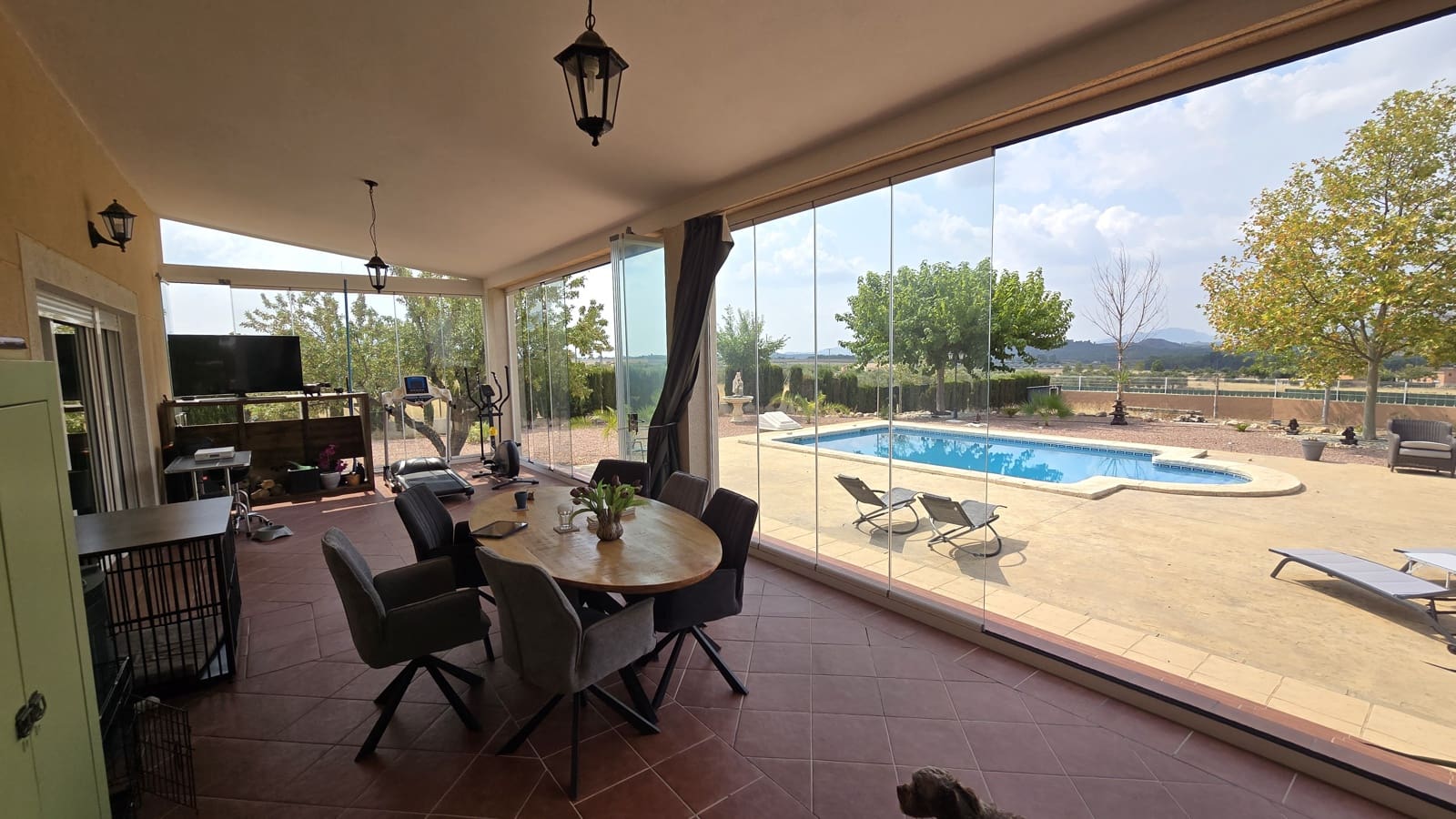 3 soveværelse Villa til salg i Sax med swimmingpool garage - € 399.999 (Ref: 9192992)