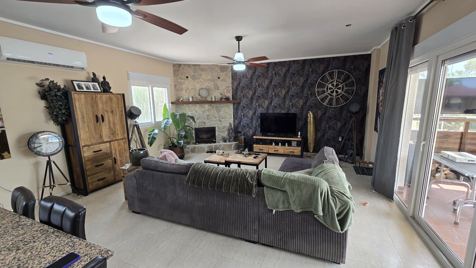 3 soveværelse Villa til salg i Sax med swimmingpool garage - € 399.999 (Ref: 9192992)