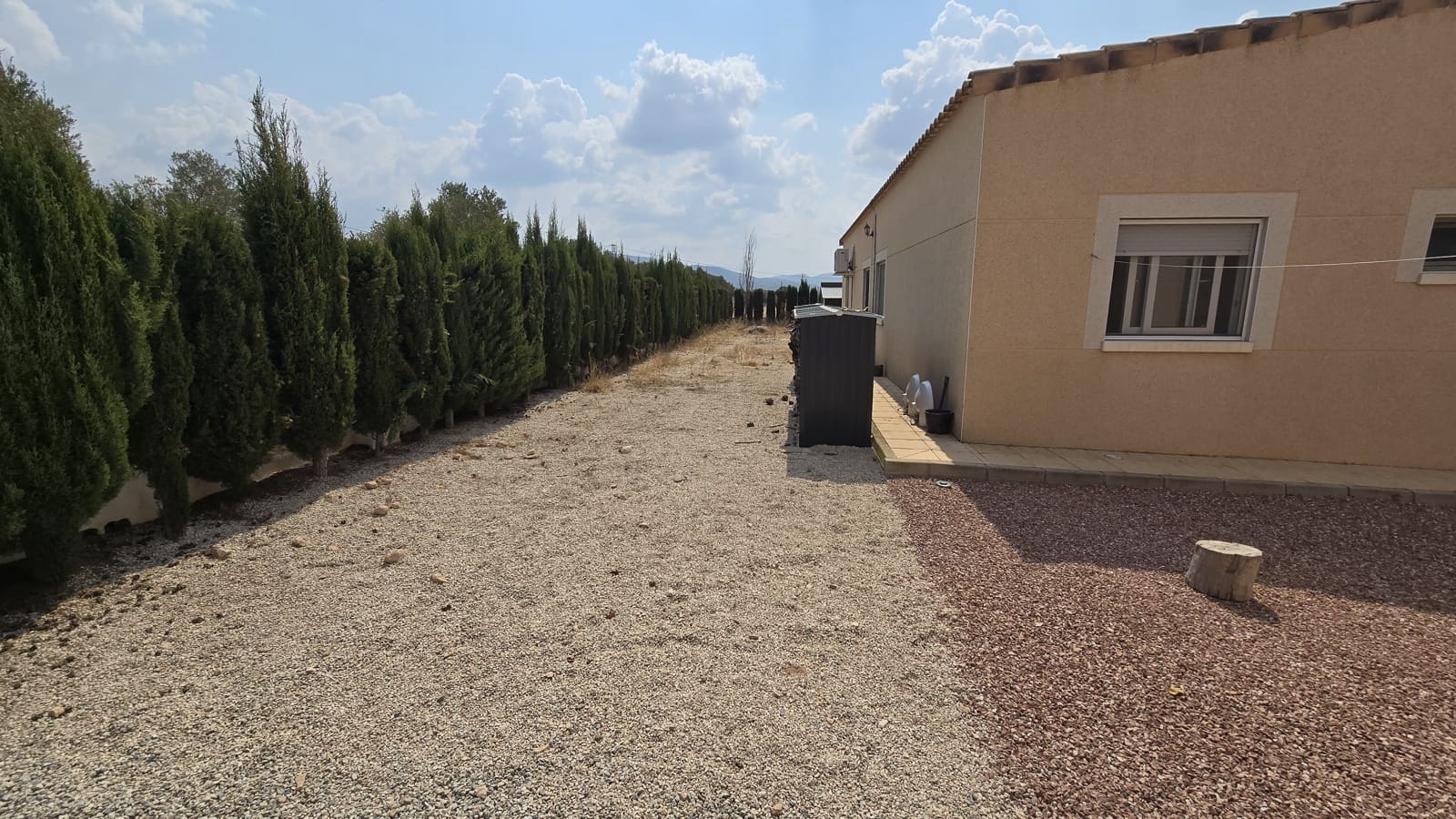 3 soveværelse Villa til salg i Sax med swimmingpool garage - € 399.999 (Ref: 9192992)