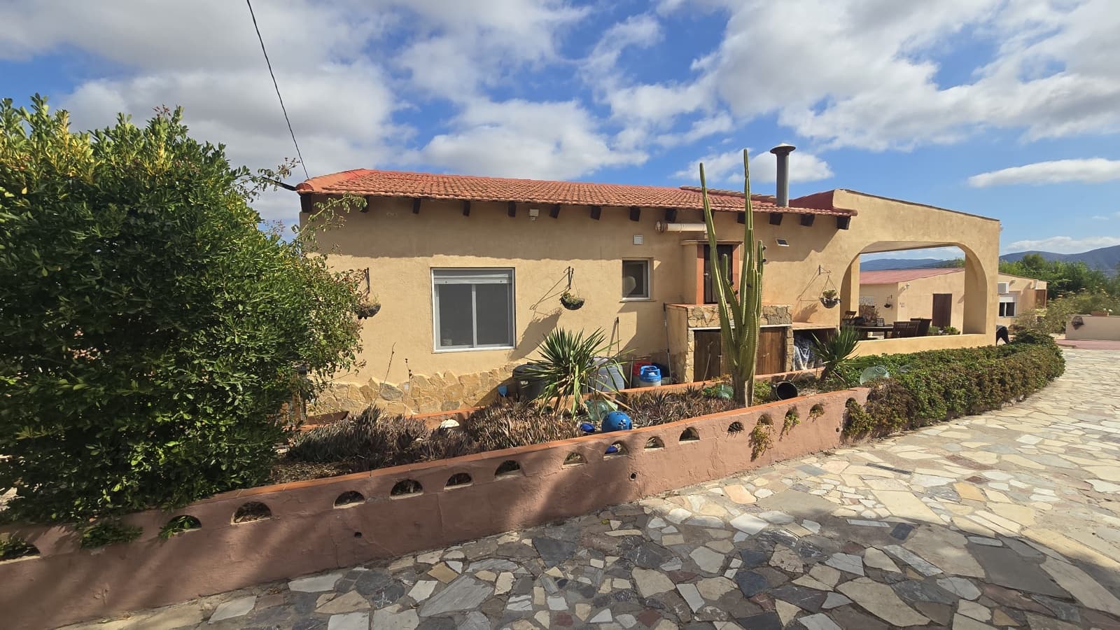 5 bedroom Finca/Country House for sale in Sax with pool garage - € 374,950 (Ref: 9289624)