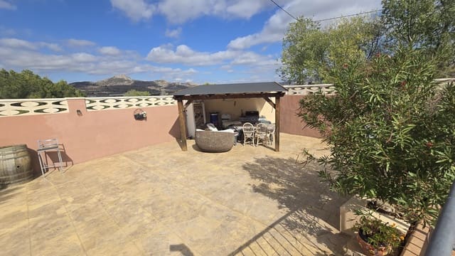 5 bedroom Finca/Country House for sale in Sax with pool garage - € 374,950 (Ref: 9289624)