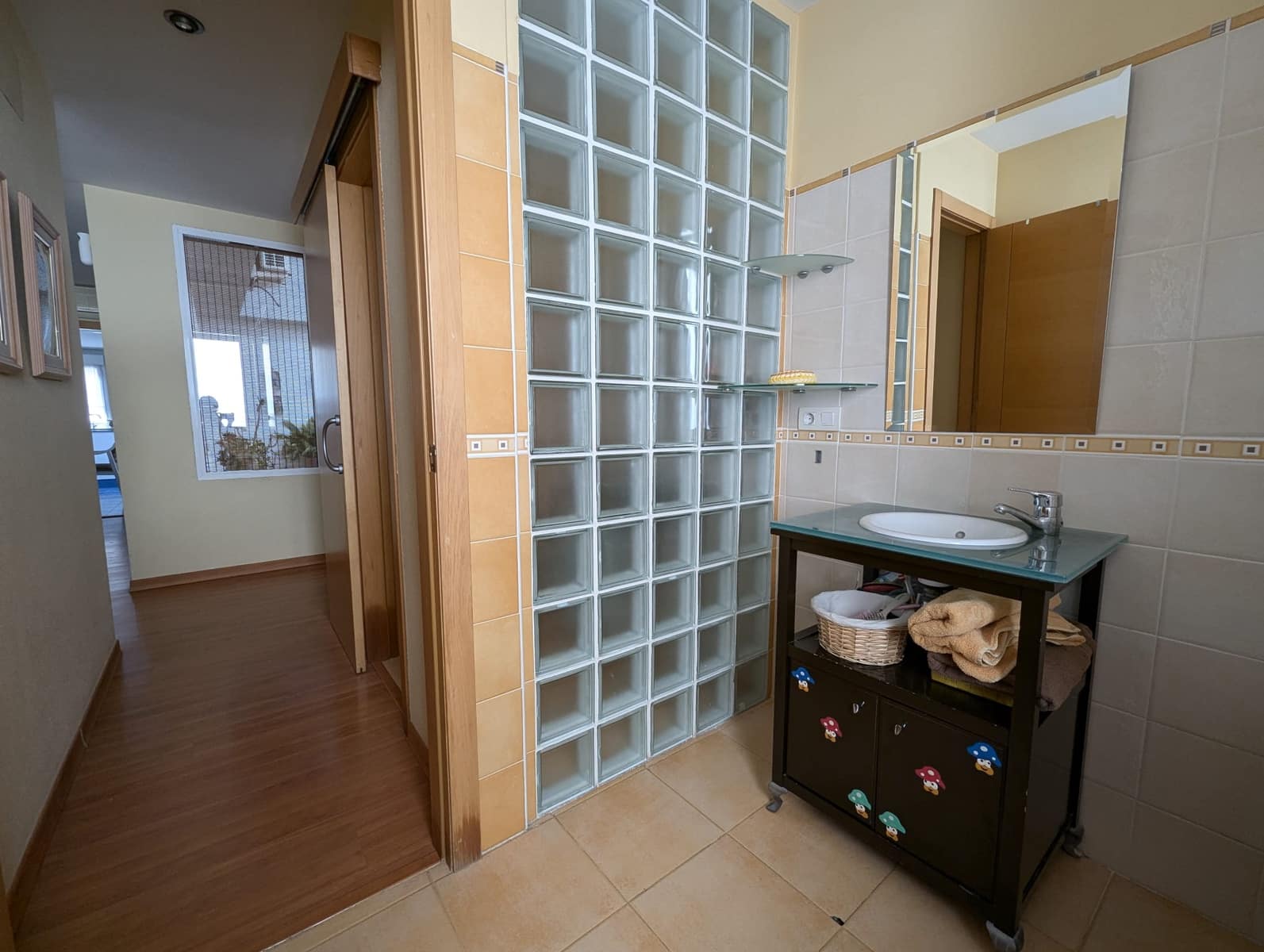 3 chambre Villa/Maison à vendre à Sax avec piscine garage - 325 000 € (Ref: 9386693)