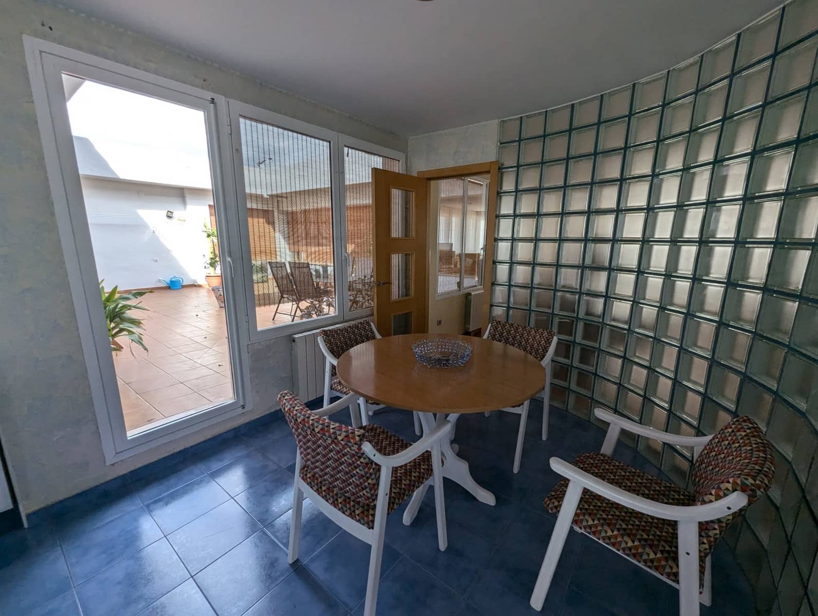 3 soveværelse Villa til salg i Sax med swimmingpool garage - € 298.000 (Ref: 9386693)