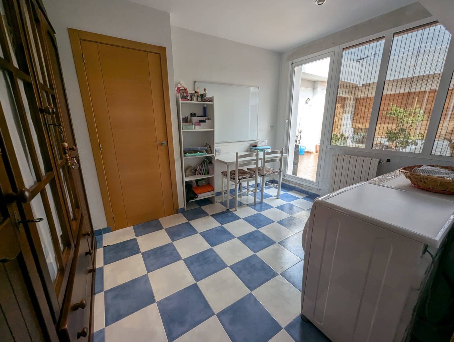 3 soveværelse Villa til salg i Sax med swimmingpool garage - € 298.000 (Ref: 9386693)