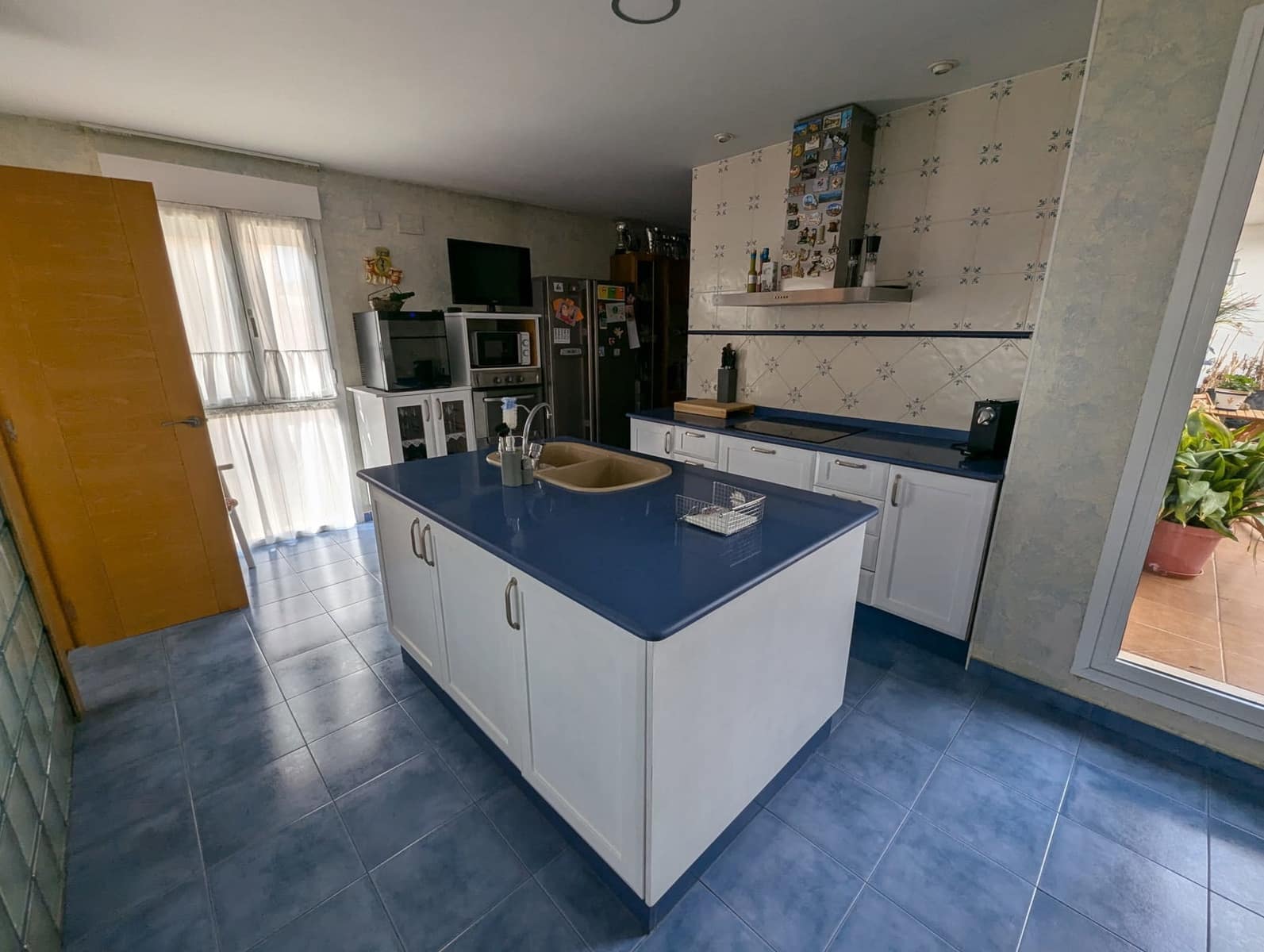 3 soveværelse Villa til salg i Sax med swimmingpool garage - € 298.000 (Ref: 9386693)