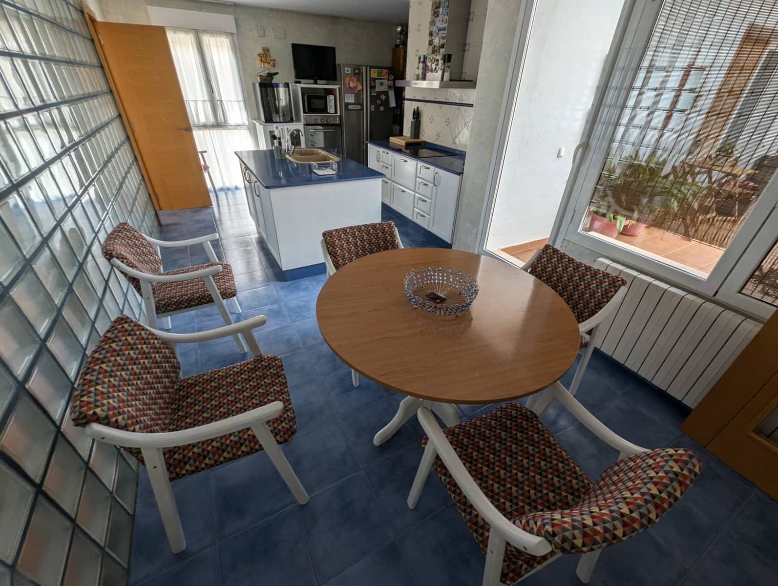 3 soveværelse Villa til salg i Sax med swimmingpool garage - € 298.000 (Ref: 9386693)