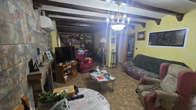 5 soverom Finca/Herregård til salgs i Villena med svømmebasseng garasje - € 249 999 (Ref: 9394242)