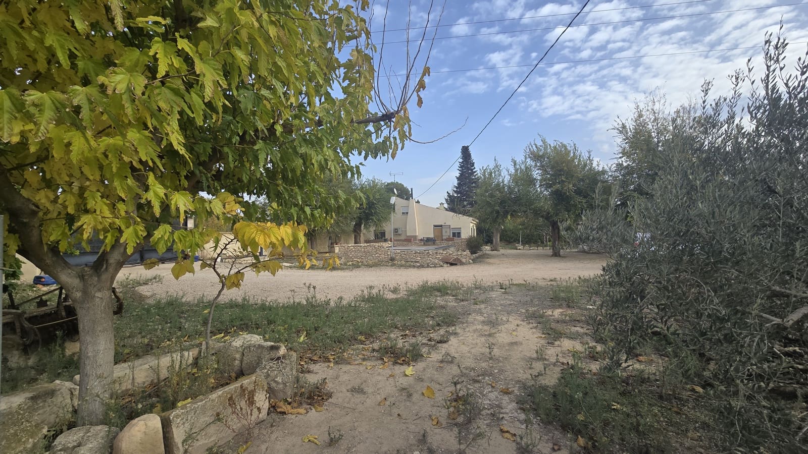 5 soverom Finca/Herregård til salgs i Villena med svømmebasseng garasje - € 249 999 (Ref: 9394242)