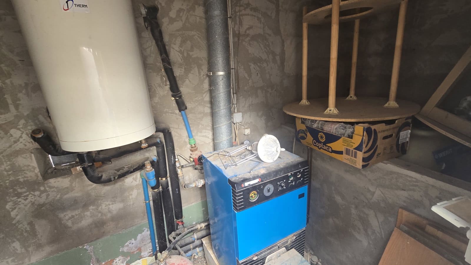 5 slaapkamer Finca/Landhuis te koop in Villena met zwembad garage - € 249.999 (Ref: 9394242)