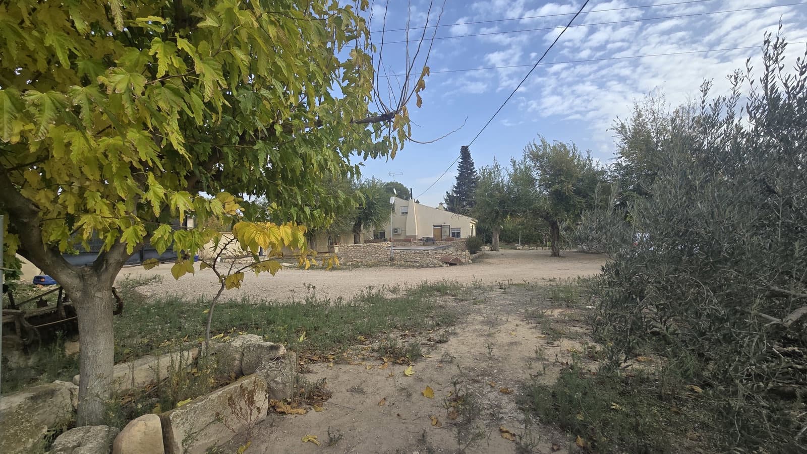 5 slaapkamer Finca/Landhuis te koop in Villena met zwembad garage - € 249.999 (Ref: 9394242)