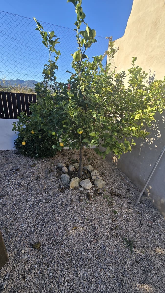 3 soveværelse Finca/Landehus til salg i Castalla med garage - € 234.950 (Ref: 9402503)