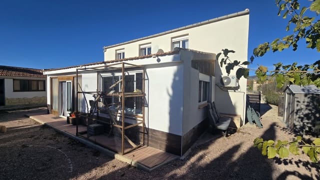 3 soveværelse Finca/Landehus til salg i Castalla med swimmingpool garage - € 234.950 (Ref: 9402503)
