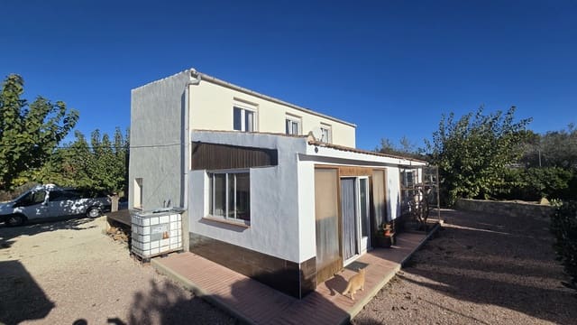 3 soveværelse Finca/Landehus til salg i Castalla med swimmingpool garage - € 234.950 (Ref: 9402503)