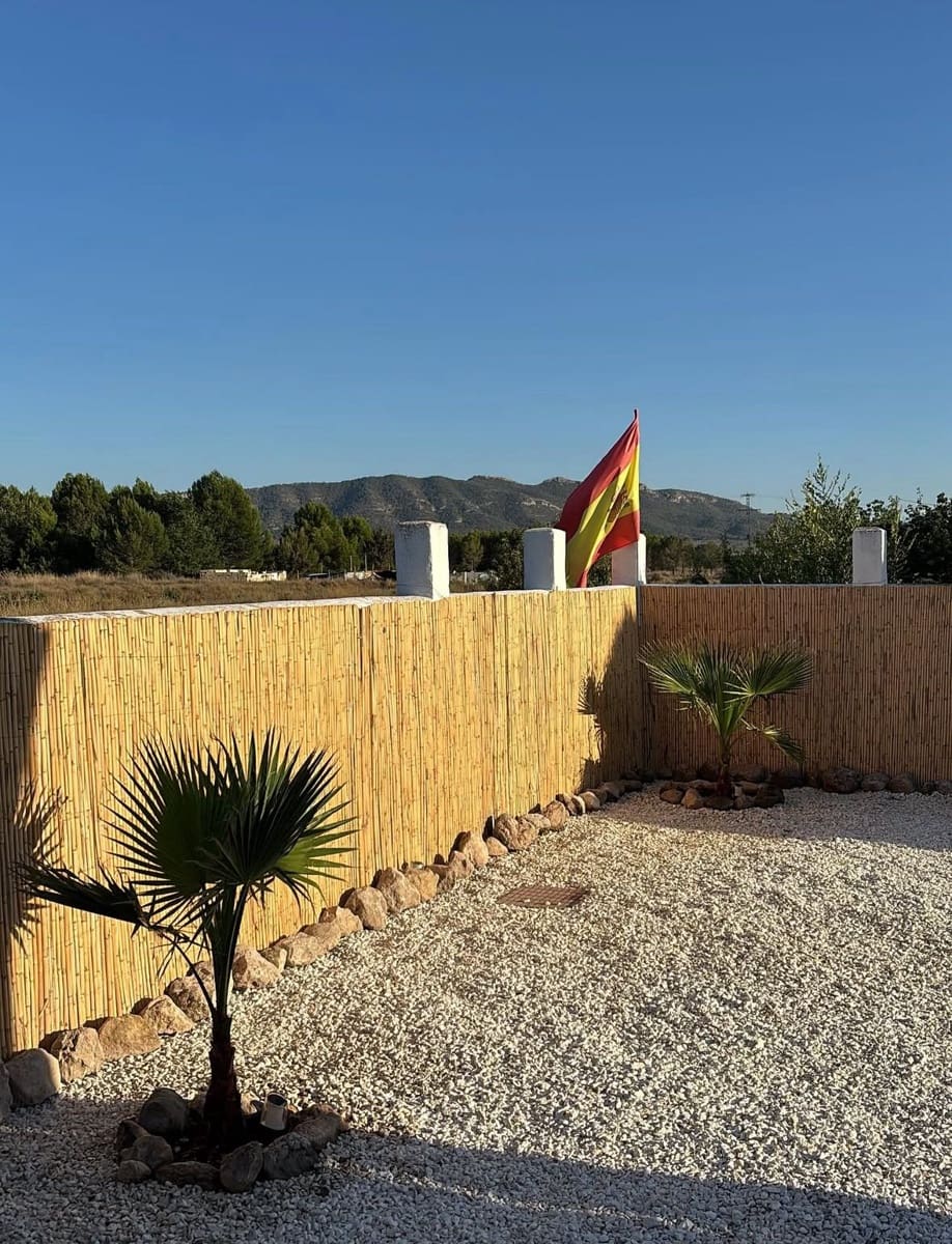 2 slaapkamer Finca/Landhuis te koop in Salinas met zwembad garage - € 180.000 (Ref: 9428128)