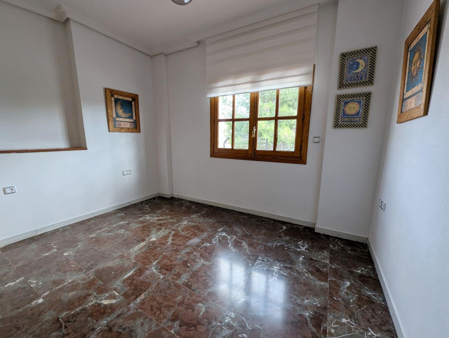 4 quarto Casa em Banda para venda em Sax com garagem - 249 000 € (Ref: 9449687)