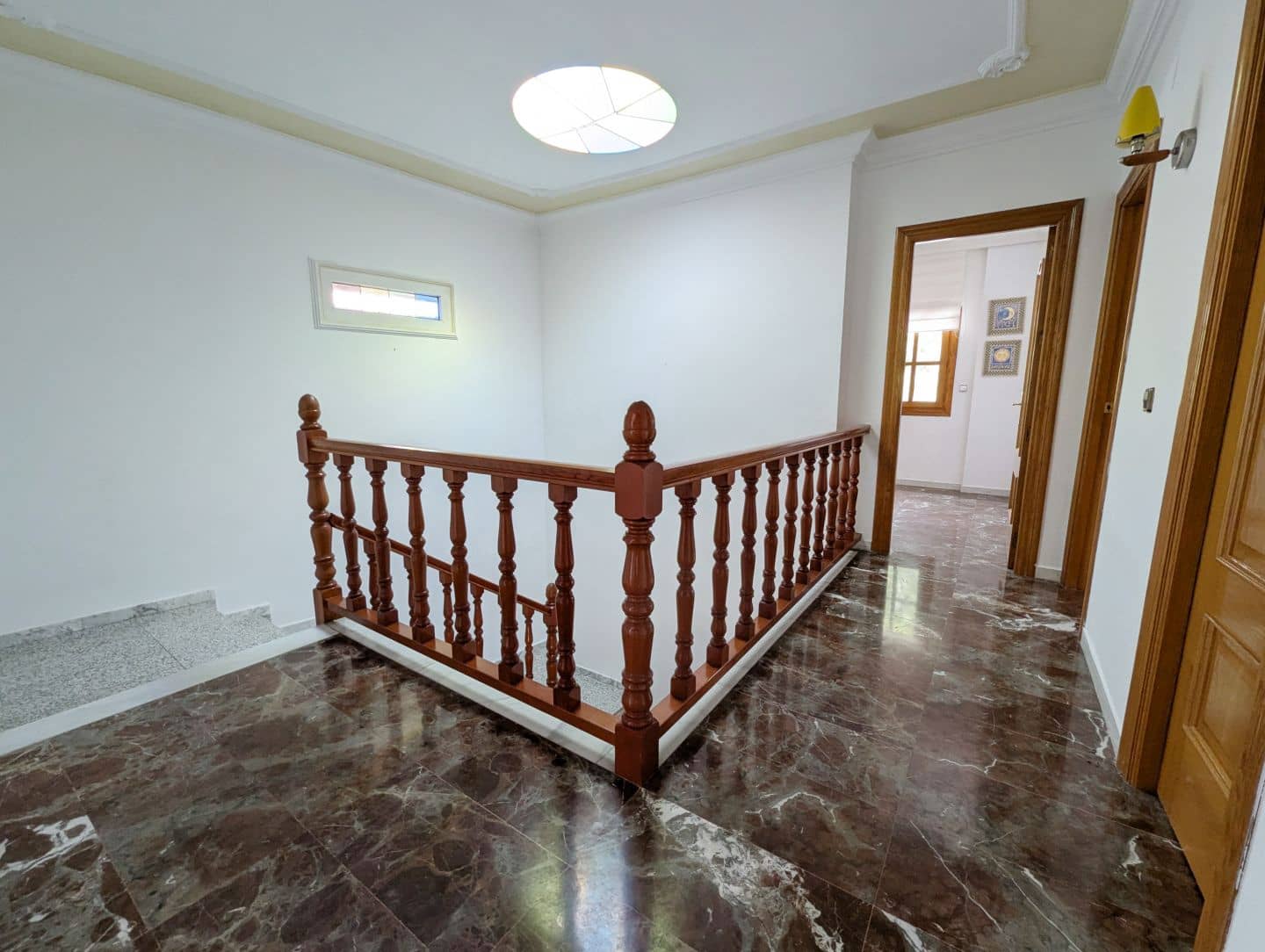 4 quarto Casa em Banda para venda em Sax com garagem - 249 000 € (Ref: 9449687)