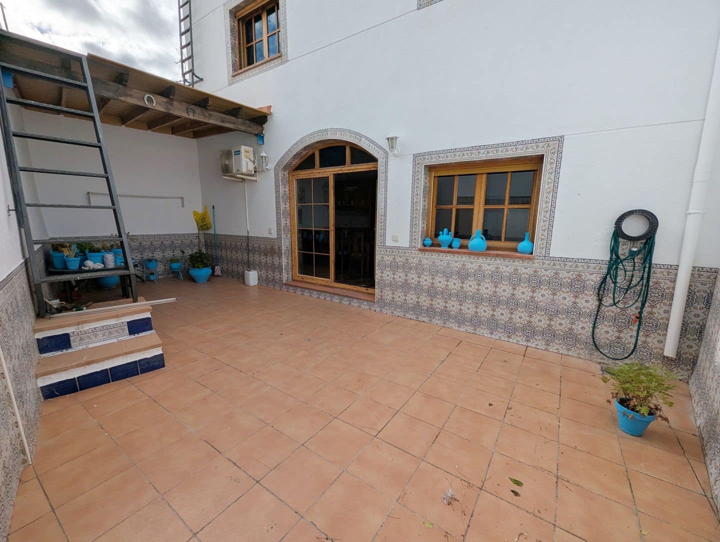 4 quarto Casa em Banda para venda em Sax com garagem - 249 000 € (Ref: 9449687)