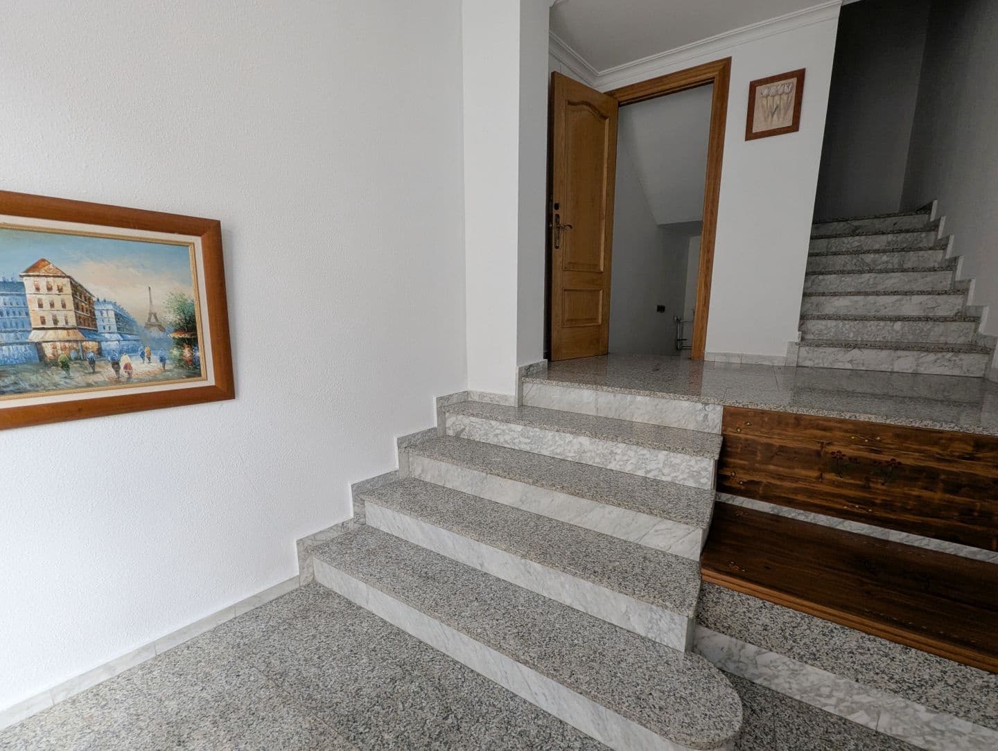 4 quarto Casa em Banda para venda em Sax com garagem - 249 000 € (Ref: 9449687)