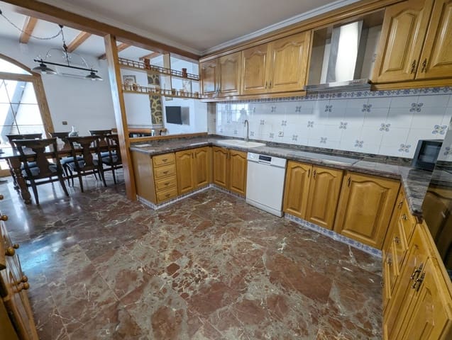 4 camera da letto Casa in vendita in Sax con garage - 249.000 € (Rif: 9449687)