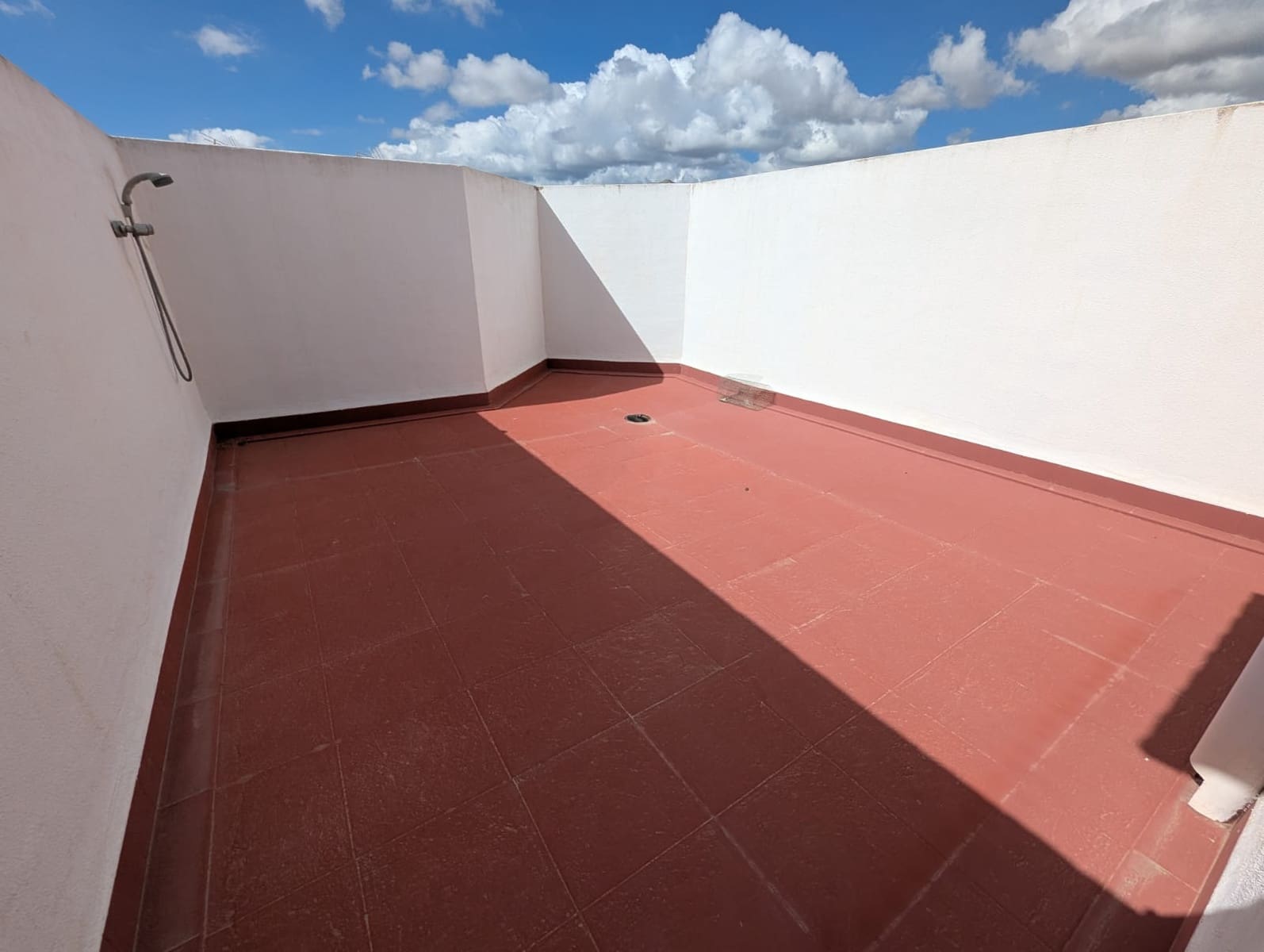 5 bedroom Townhouse for sale in Sax with garage - € 259,000 (Ref: 9450551)