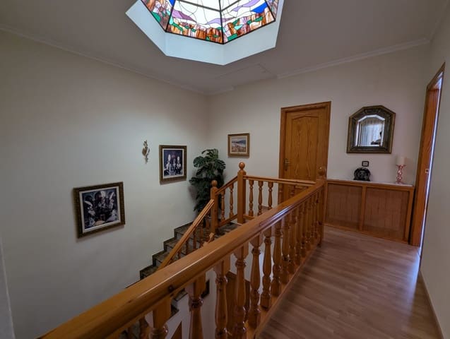 5 Zimmer Haus zu verkaufen in Sax mit Garage - 259.000 € (Ref: 9450551)