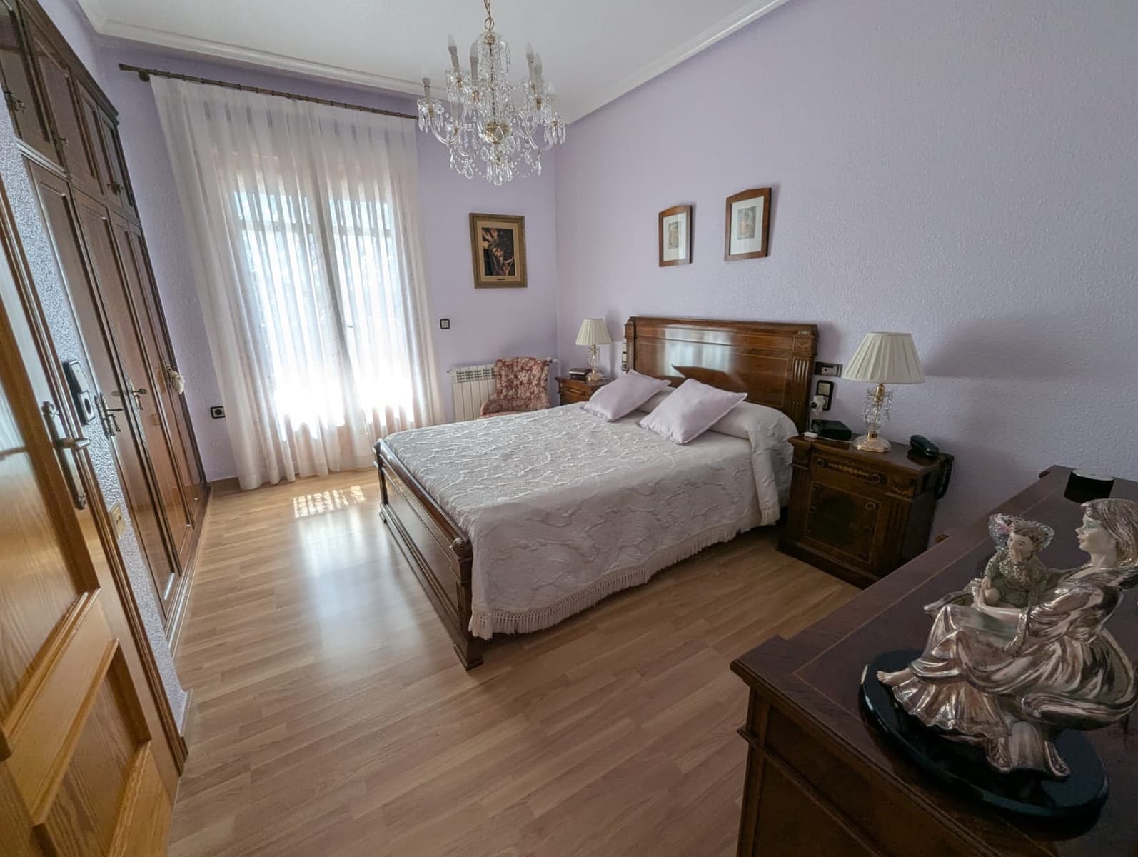 5 bedroom Townhouse for sale in Sax with garage - € 259,000 (Ref: 9450551)