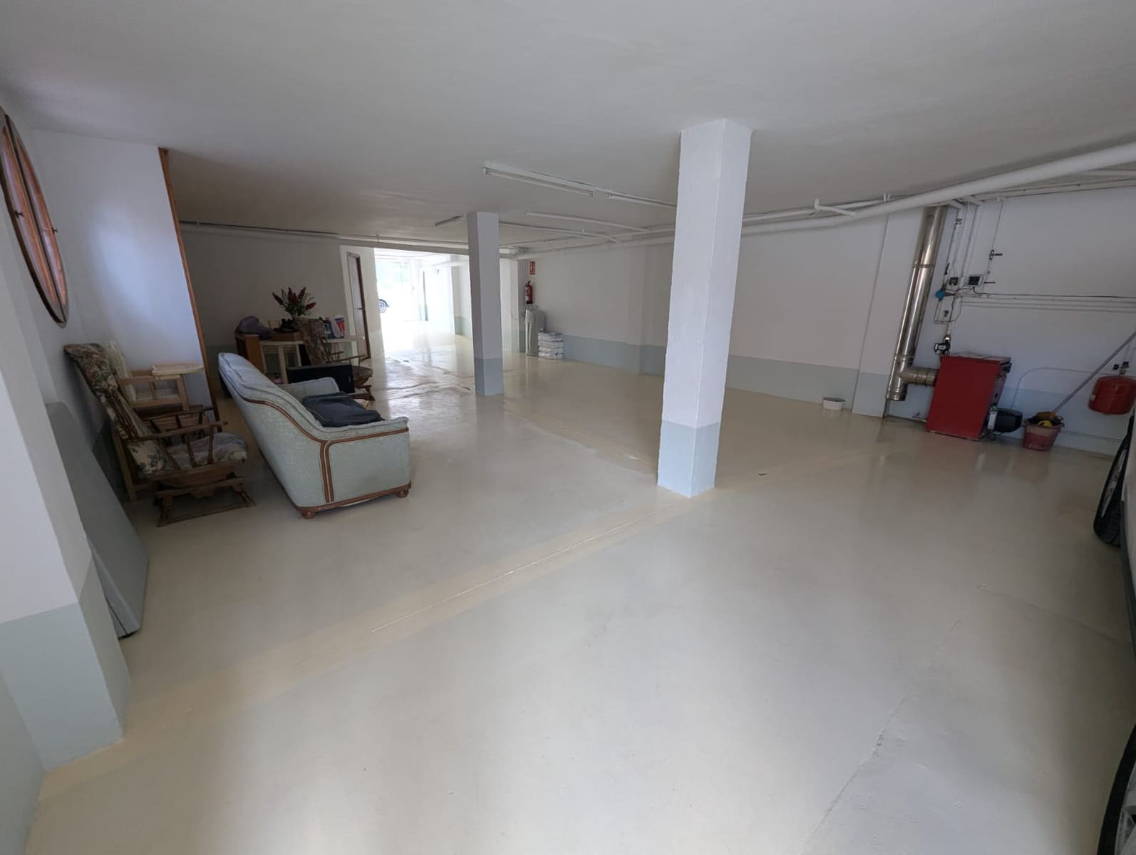 5 bedroom Townhouse for sale in Sax with garage - € 259,000 (Ref: 9450551)