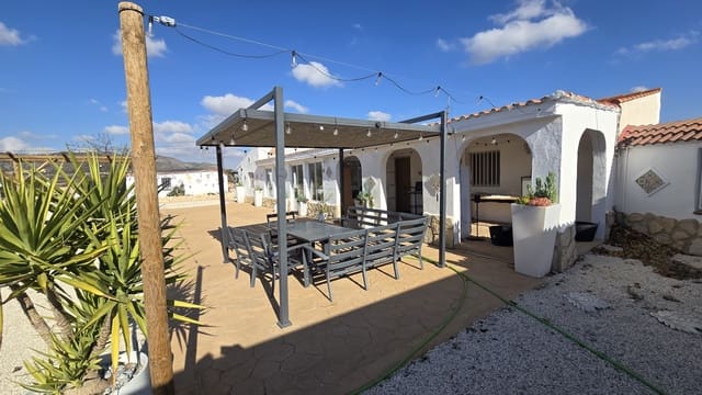 7 sovrum Finca/Hus på landet till salu i Salinas med pool garage - 379 995 € (Ref: 9459447)