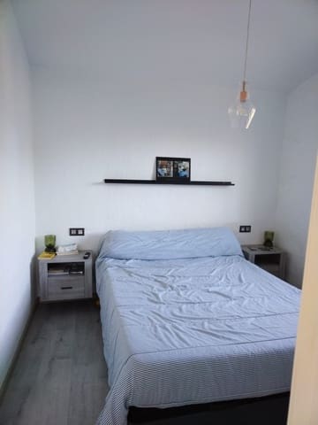 3 sypialnia Finka/Dom wiejski na sprzedaż w Sax z basenem garażem - 315 000 € (Ref: 9488492)