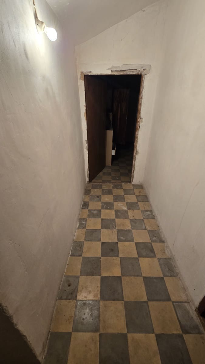 8 bedroom Finca/Country House for sale in Salinas with garage - € 279,000 (Ref: 9488513)