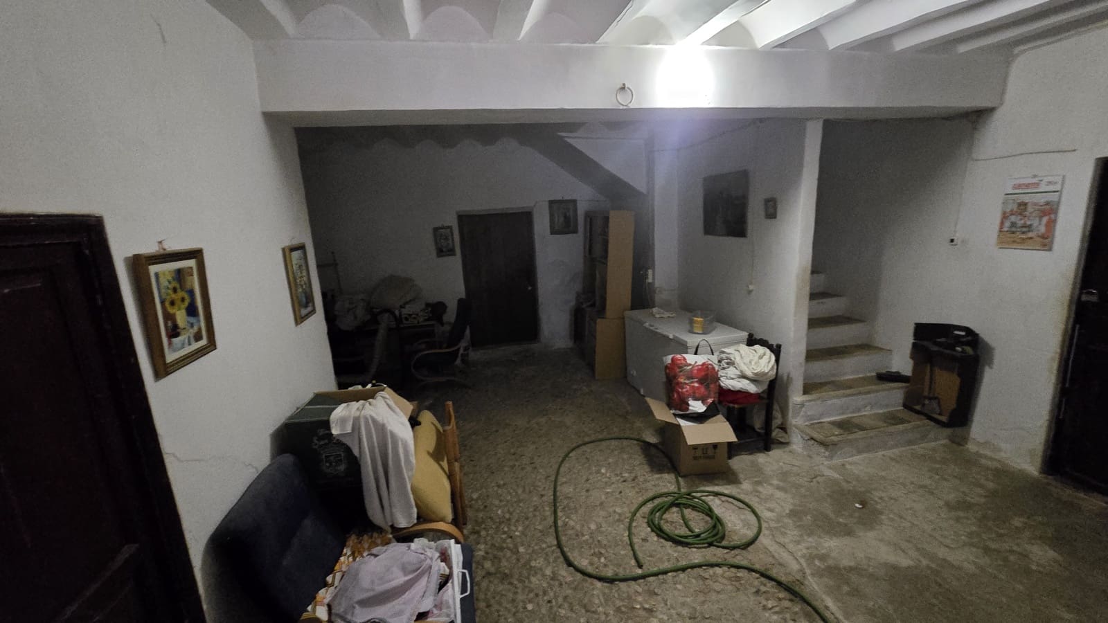 8 bedroom Finca/Country House for sale in Salinas with garage - € 279,000 (Ref: 9488513)