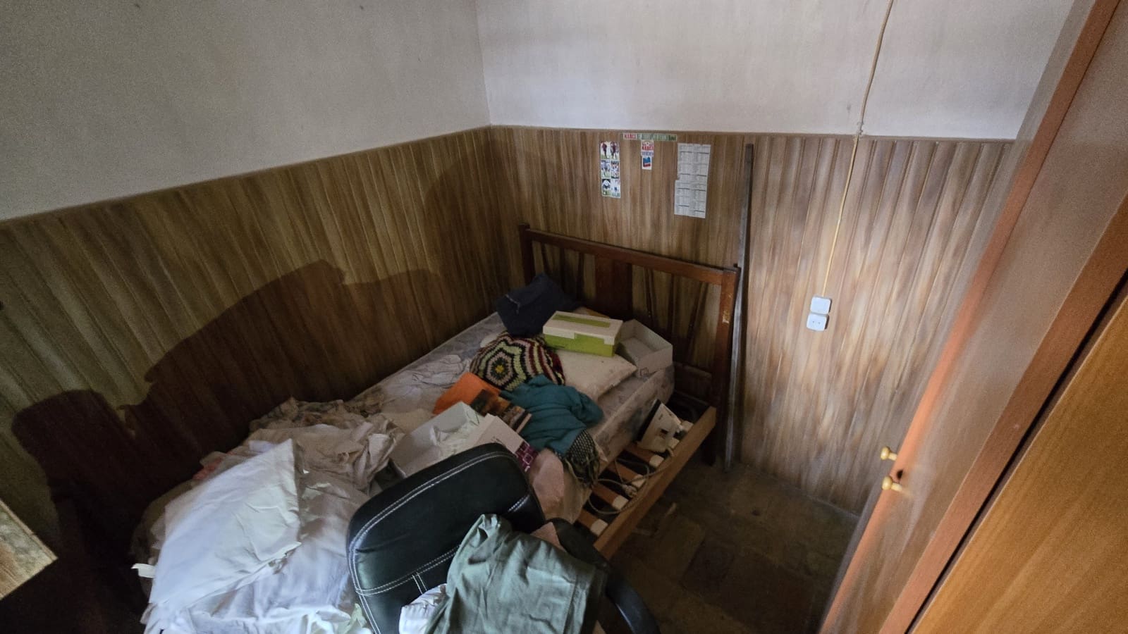 8 bedroom Finca/Country House for sale in Salinas with garage - € 279,000 (Ref: 9488513)