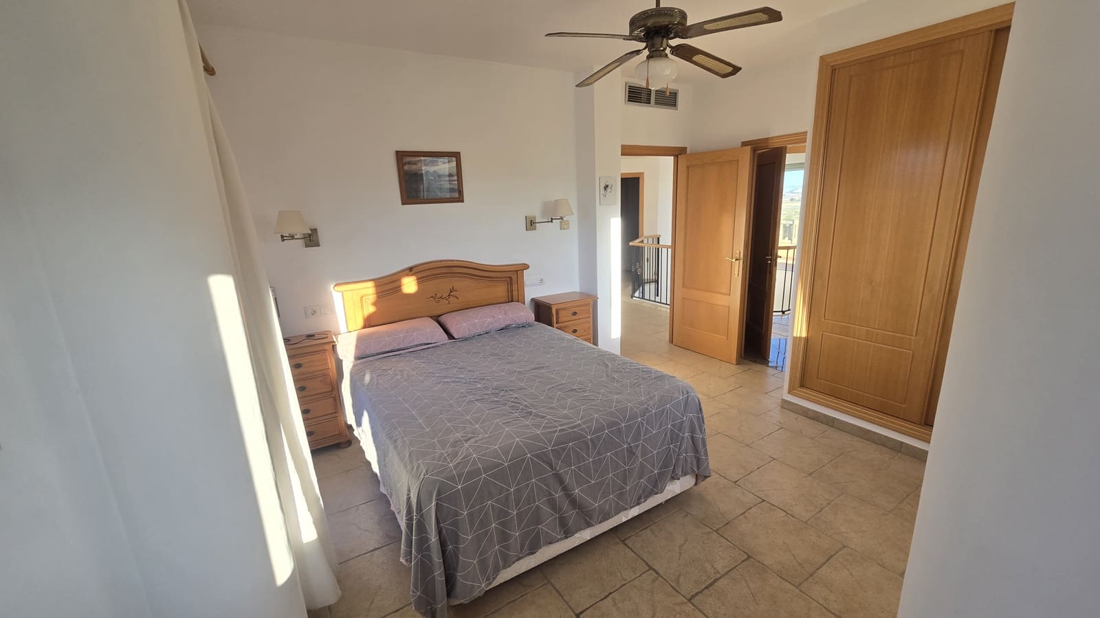 4 slaapkamer Villa te koop in Sax met zwembad garage - € 470.000 (Ref: 9491649)