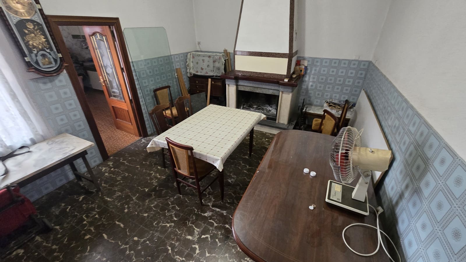 5 bedroom Townhouse for sale in Sax - € 184,950 (Ref: 9491843)