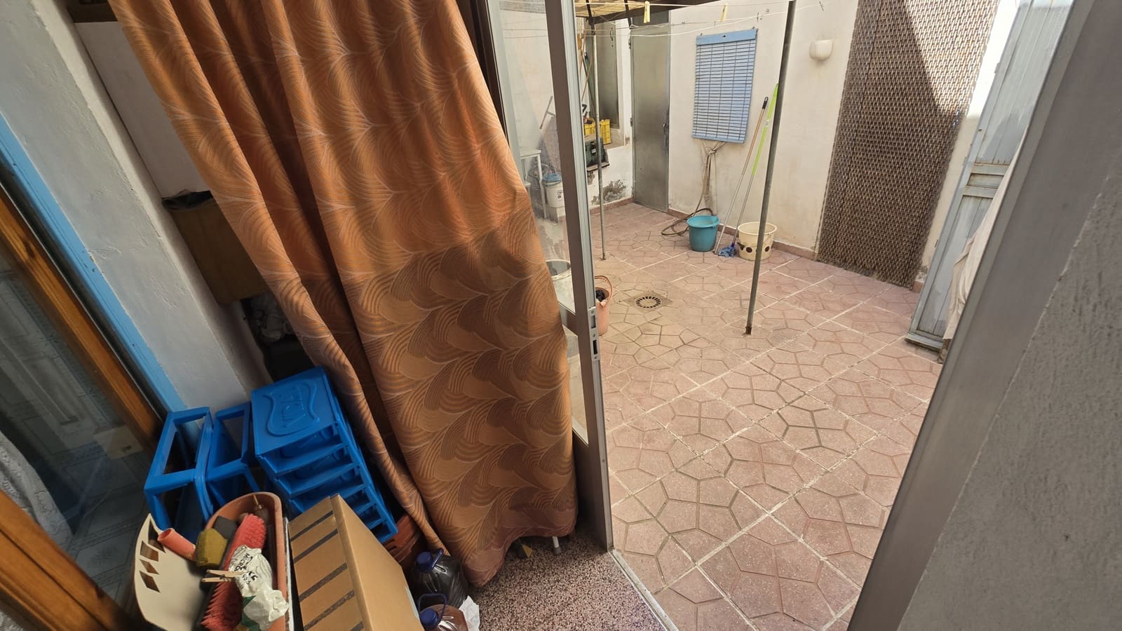 5 bedroom Townhouse for sale in Sax - € 184,950 (Ref: 9491843)