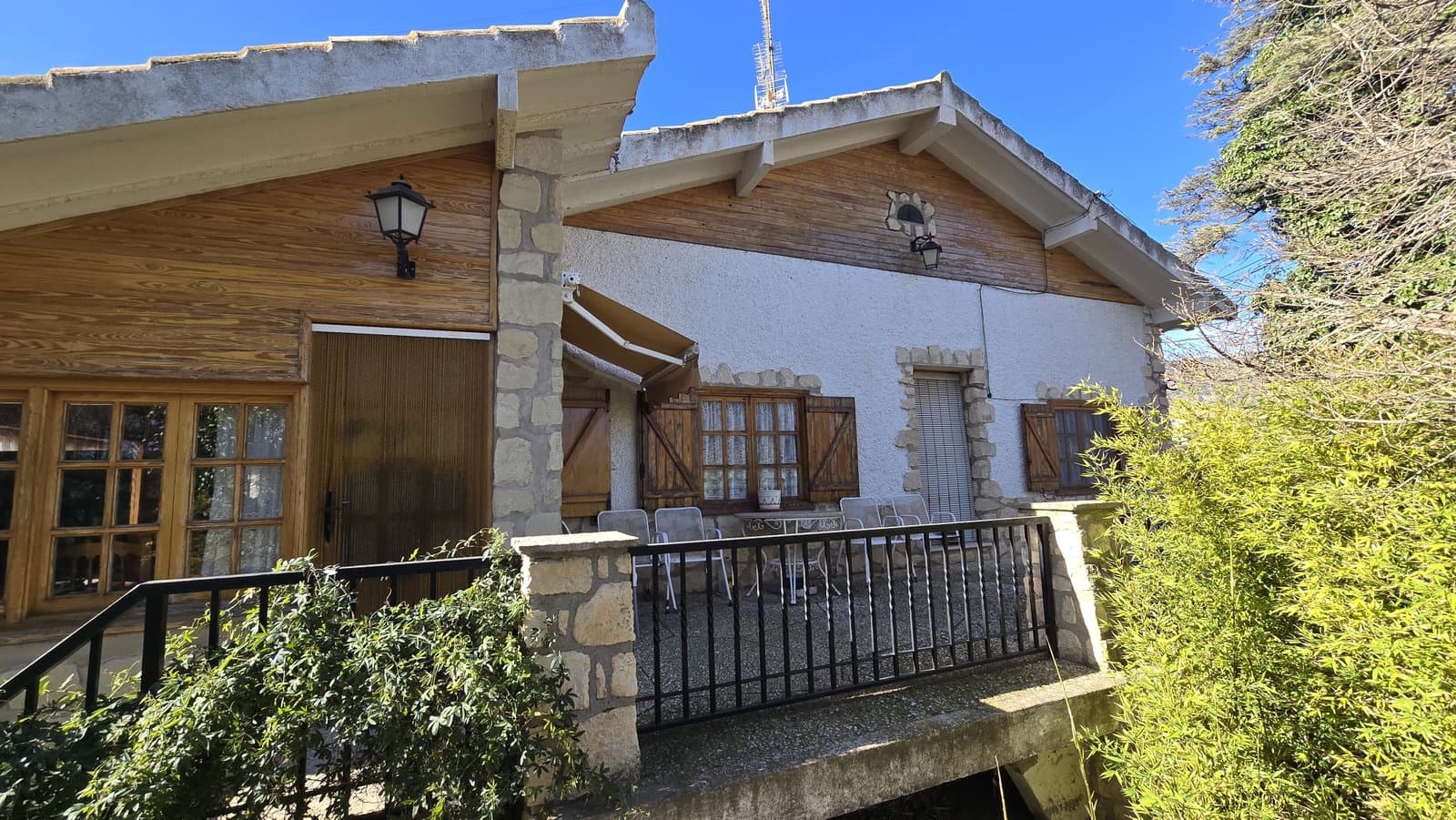 3 slaapkamer Finca/Landhuis te koop in Salinas met zwembad garage - € 350.000 (Ref: 9495525)
