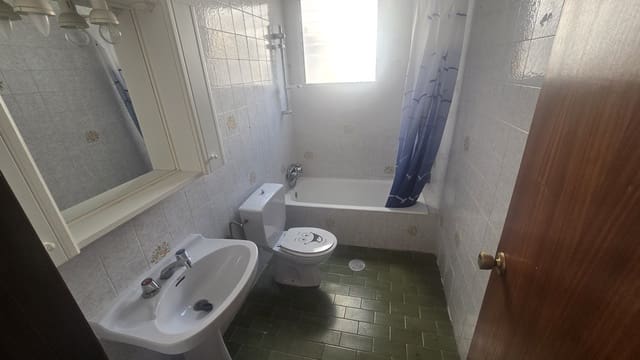 4 bedroom Apartment for sale in Salinas with garage - € 84,950 (Ref: 9542614)