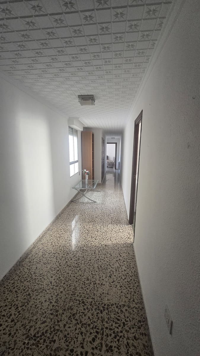 4 slaapkamer Appartement te koop in Salinas met garage - € 79.950 (Ref: 9542614)