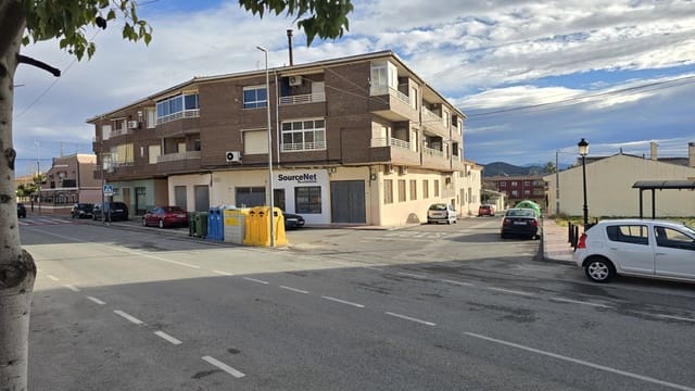 4 bedroom Apartment for sale in Salinas with garage - € 79,950 (Ref: 9542614)