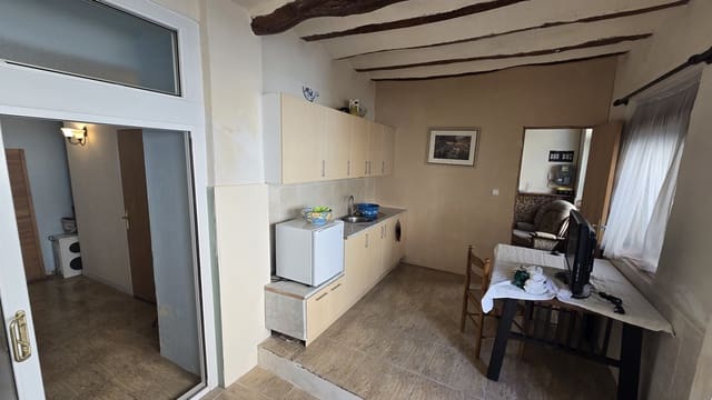 4 soverom Hus til salgs i Salinas med garasje - € 98 000 (Ref: 9584697)