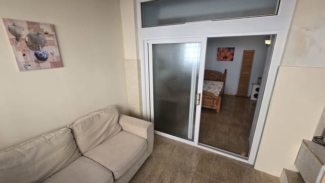 Casa de 4 habitaciones en Salinas en venta con garaje - 98.000 € (Ref: 9584697)