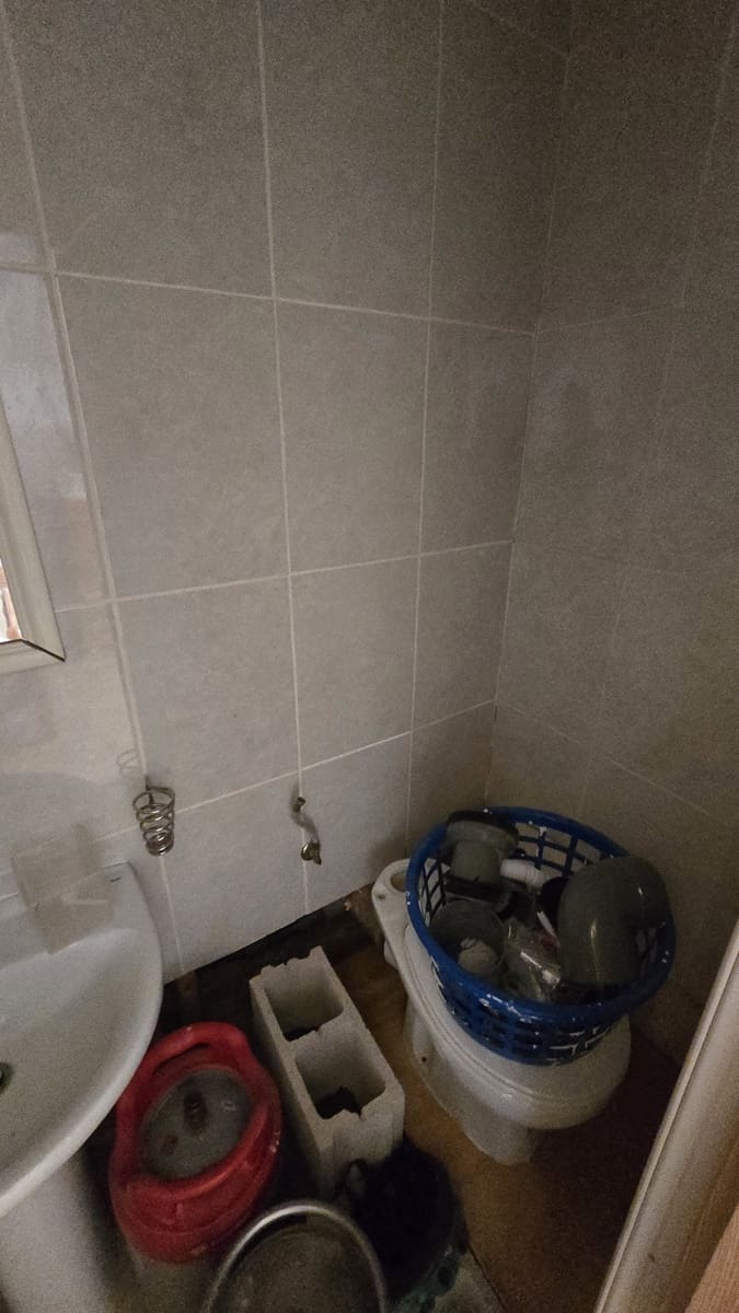 4 soveværelse Byhus til salg i Salinas med garage - € 98.000 (Ref: 9584697)