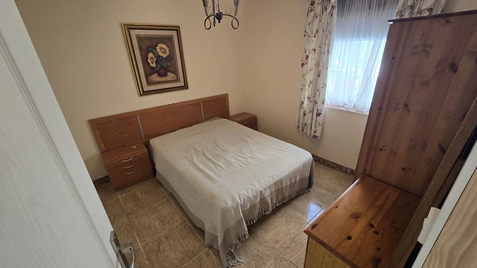 4 soveværelse Byhus til salg i Salinas med garage - € 98.000 (Ref: 9584697)