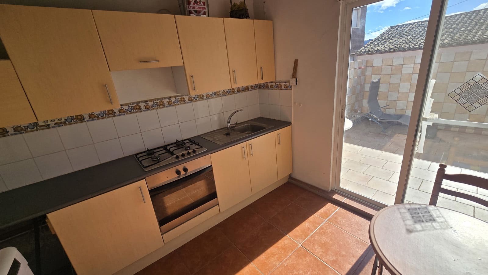4 soveværelse Byhus til salg i Salinas med garage - € 98.000 (Ref: 9584697)
