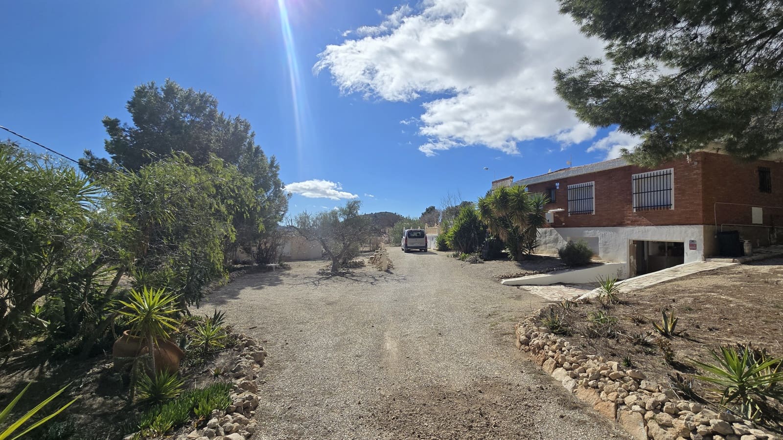 4 slaapkamer Finca/Landhuis te koop in Sax met zwembad - € 260.000 (Ref: 9606681)